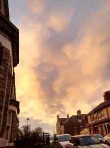 mammatus clouds